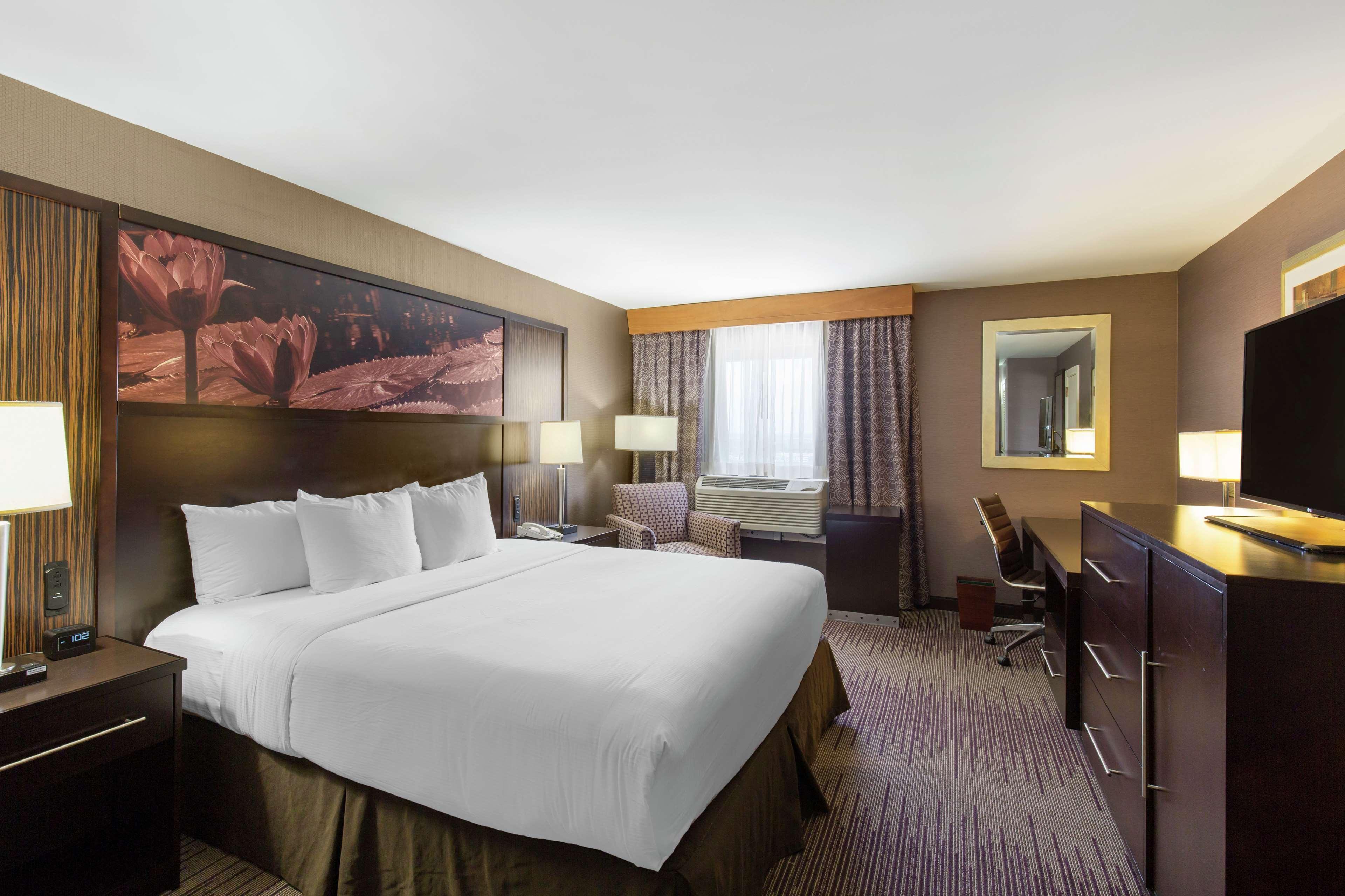 Doubletree By Hilton Downtown Wilmington - Legal District Екстер'єр фото