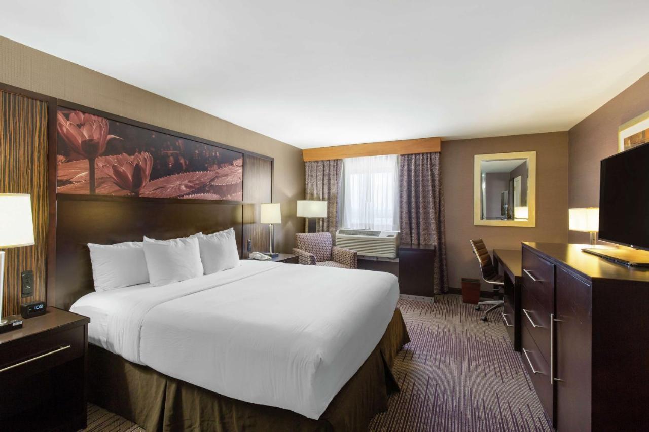 Doubletree By Hilton Downtown Wilmington - Legal District Екстер'єр фото